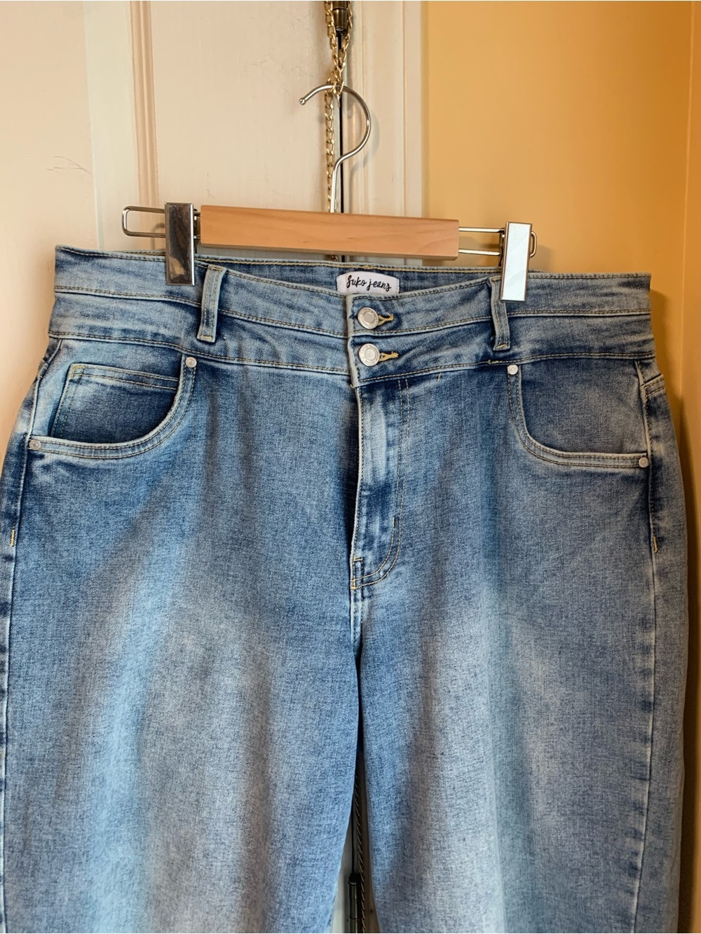 High-Rise Light Wash Wide Leg Jeans - Picture 3 of 7